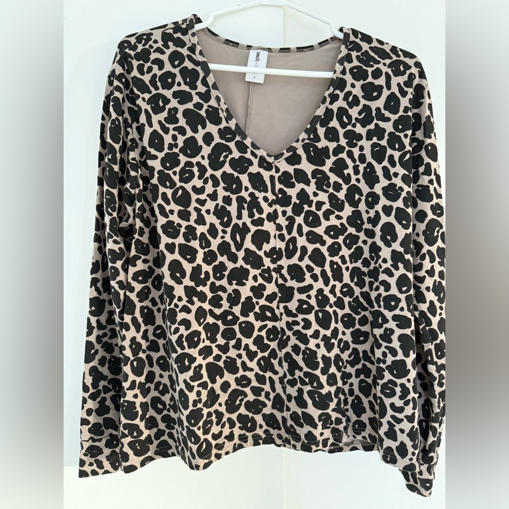 Smash + Tess Black Leopard V-Neck Top